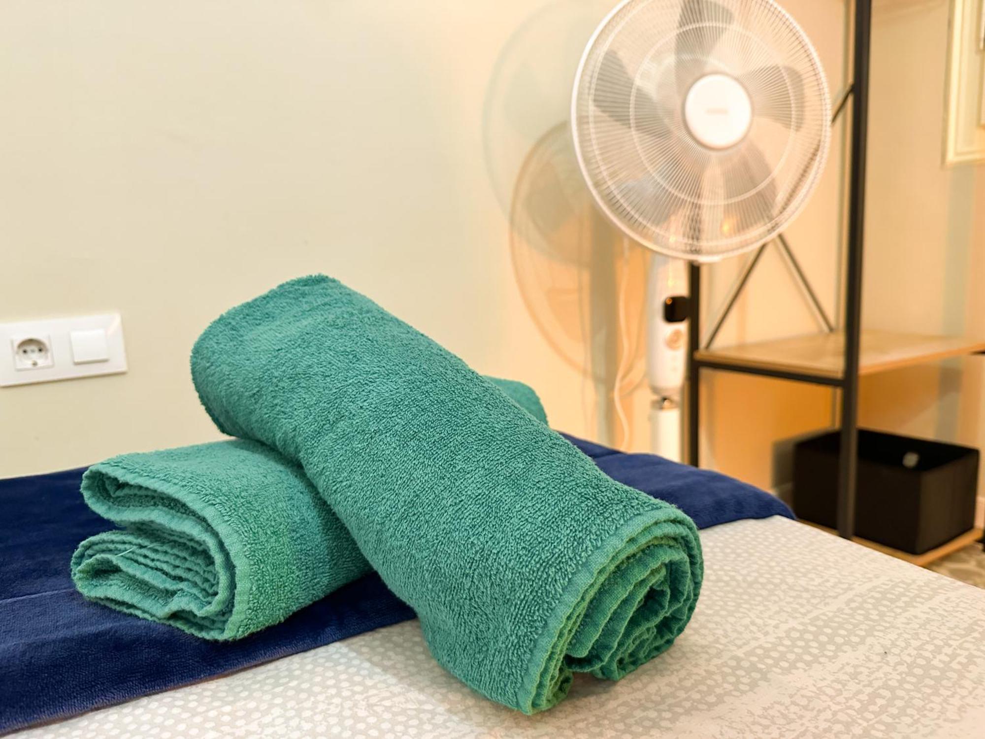 Rambla Catalunya Center Hotel Barcelona Ngoại thất bức ảnh